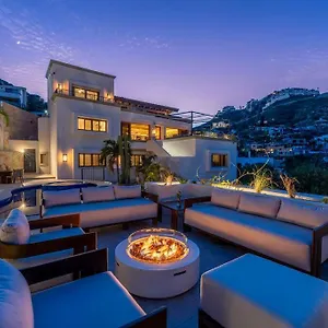 Casa La Pinata 7br - Concierge And Maid Included Βίλα
